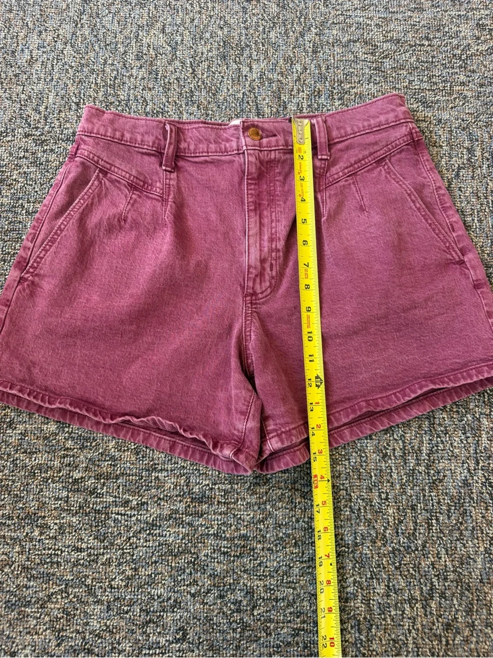 Universal Thread High-Rise Denim Shorts in Dusty Rose Size 8